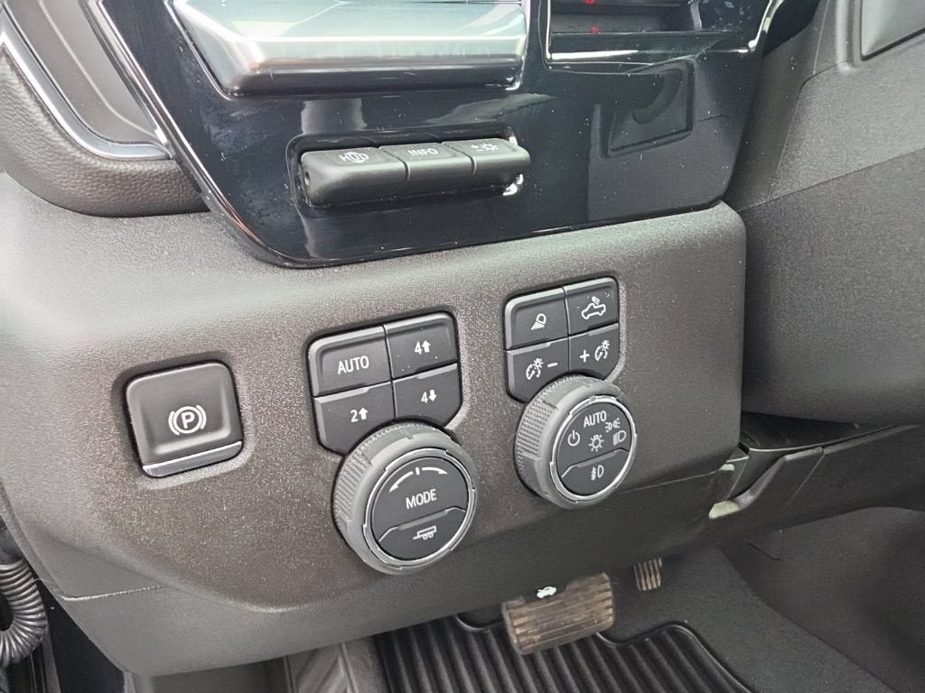 2025 Chevrolet Silverado 3500 HD LTZ