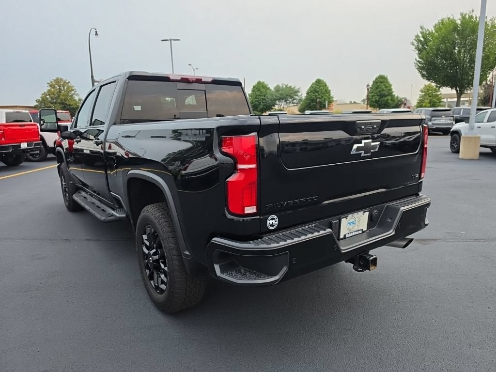 2025 Chevrolet Silverado 3500 HD LTZ