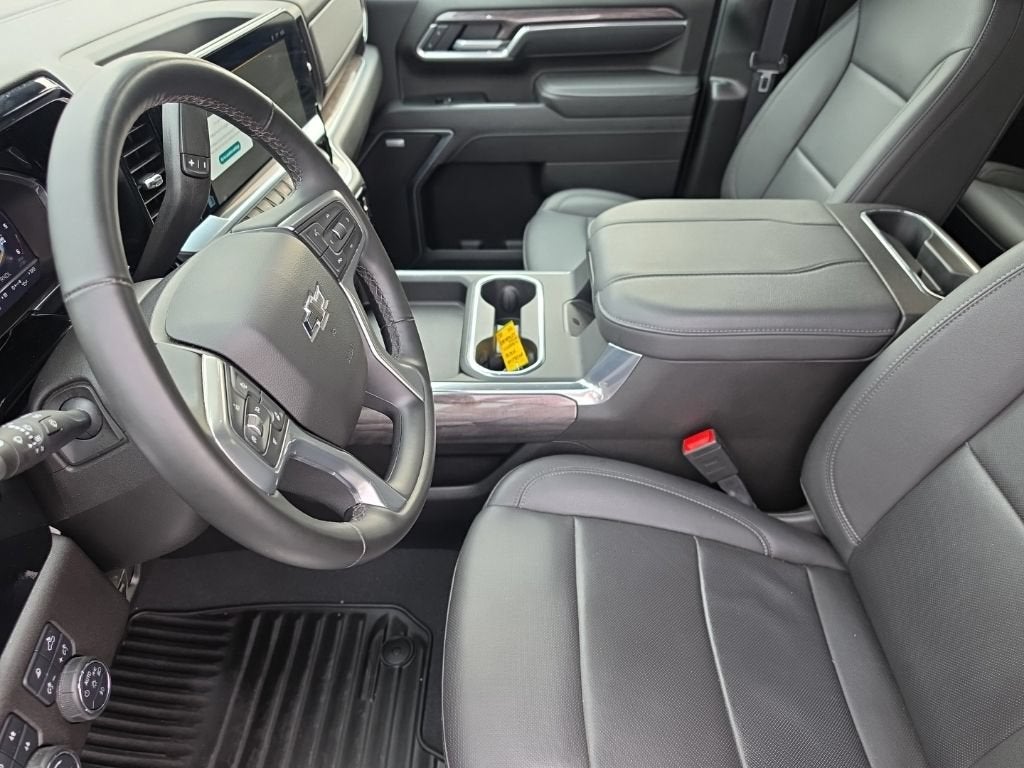 2025 Chevrolet Silverado 3500 HD LTZ