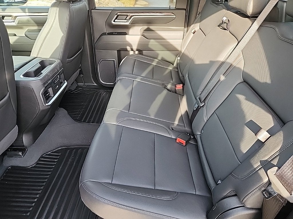 2025 Chevrolet Silverado 3500 HD LTZ