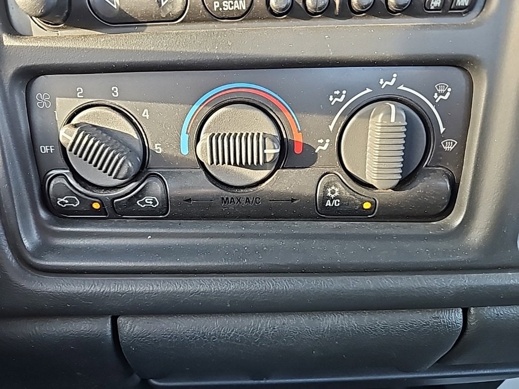 2002 Chevrolet Silverado 1500 LS