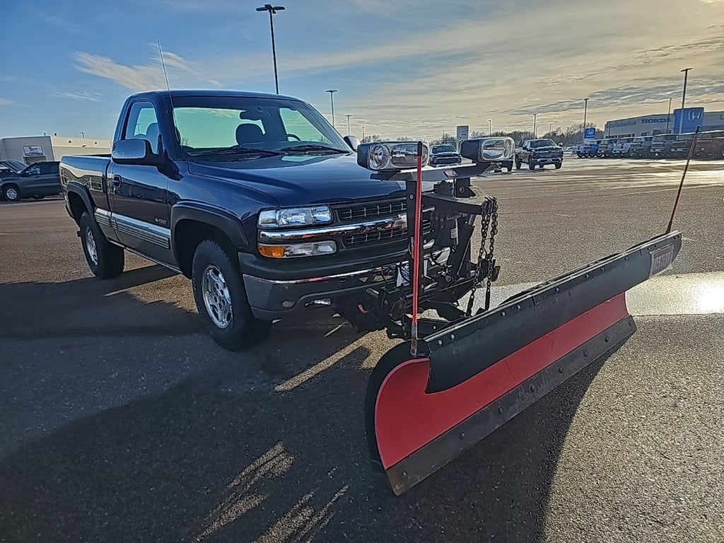 2002 Chevrolet Silverado 1500 LS
