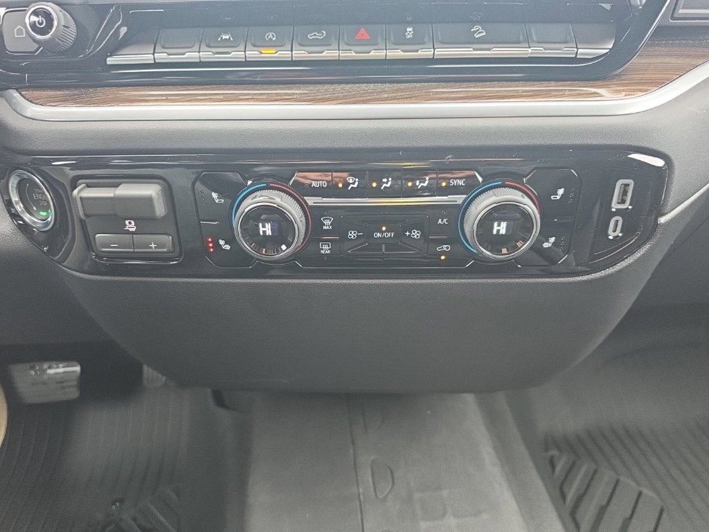 2026 Chevrolet Silverado 1500 LT - Photo 15