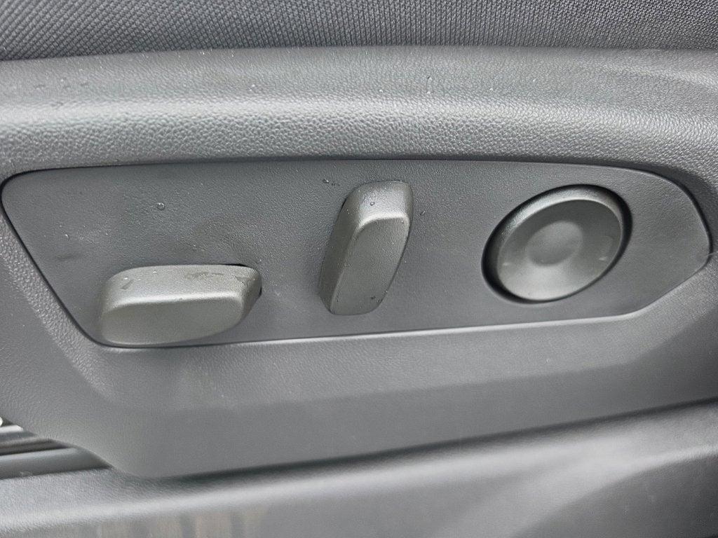 2026 Chevrolet Silverado 1500 LT - Photo 8