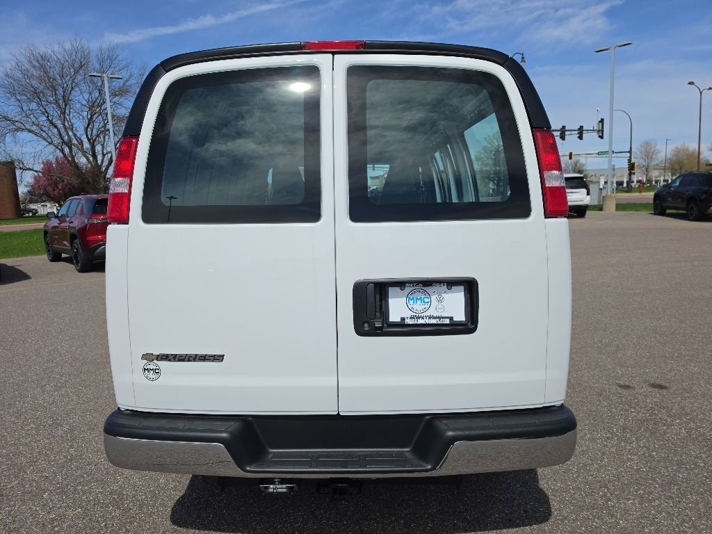 2026 Chevrolet Express Cargo WT
