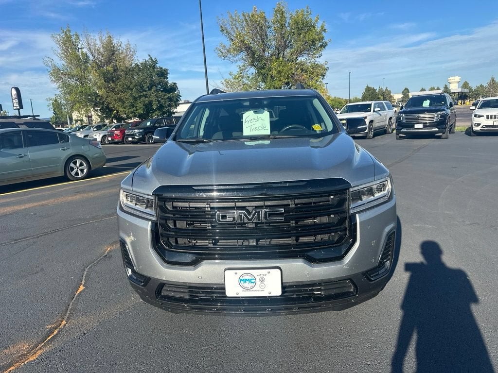 2023 GMC Acadia SLE