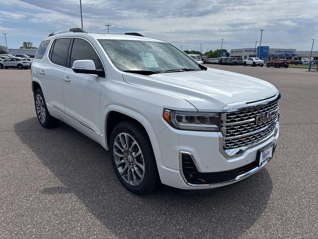 2022 GMC Acadia Denali