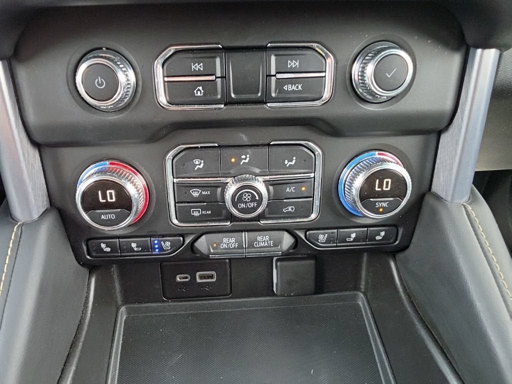 2022 GMC Yukon SLT