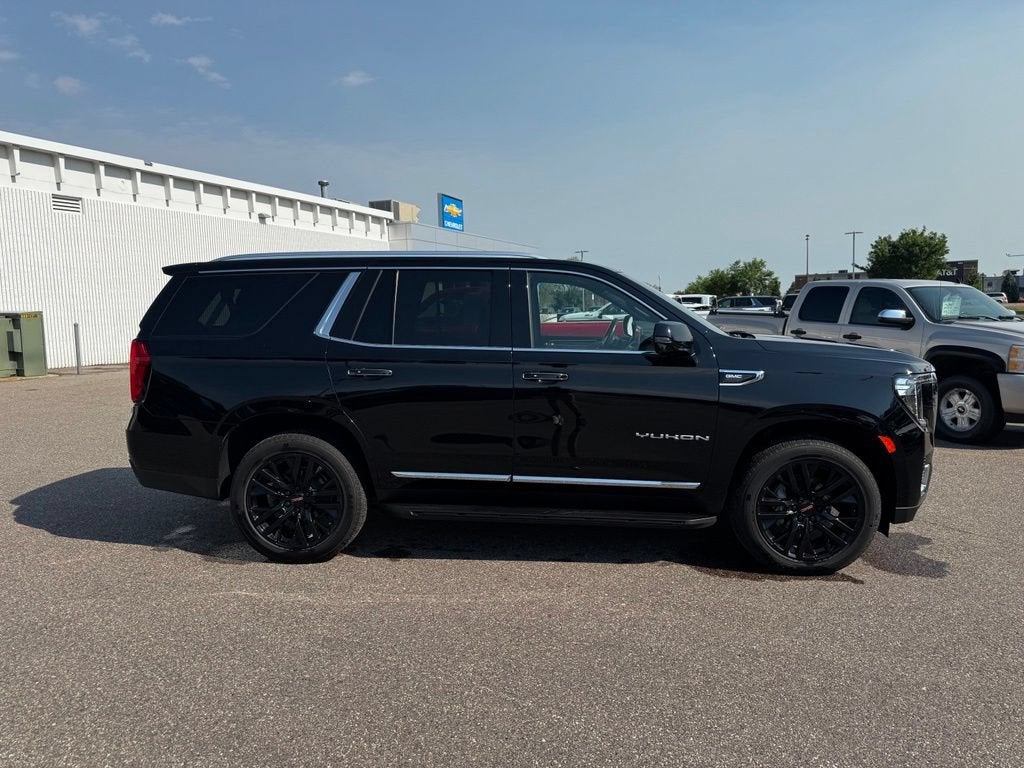 2022 GMC Yukon SLT