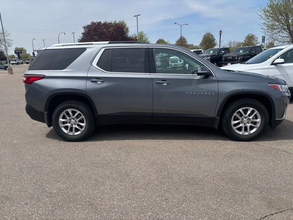 2018 Chevrolet Traverse LT Cloth