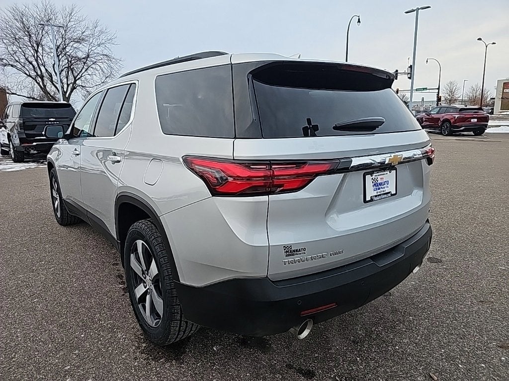 2022 Chevrolet Traverse LT Leather