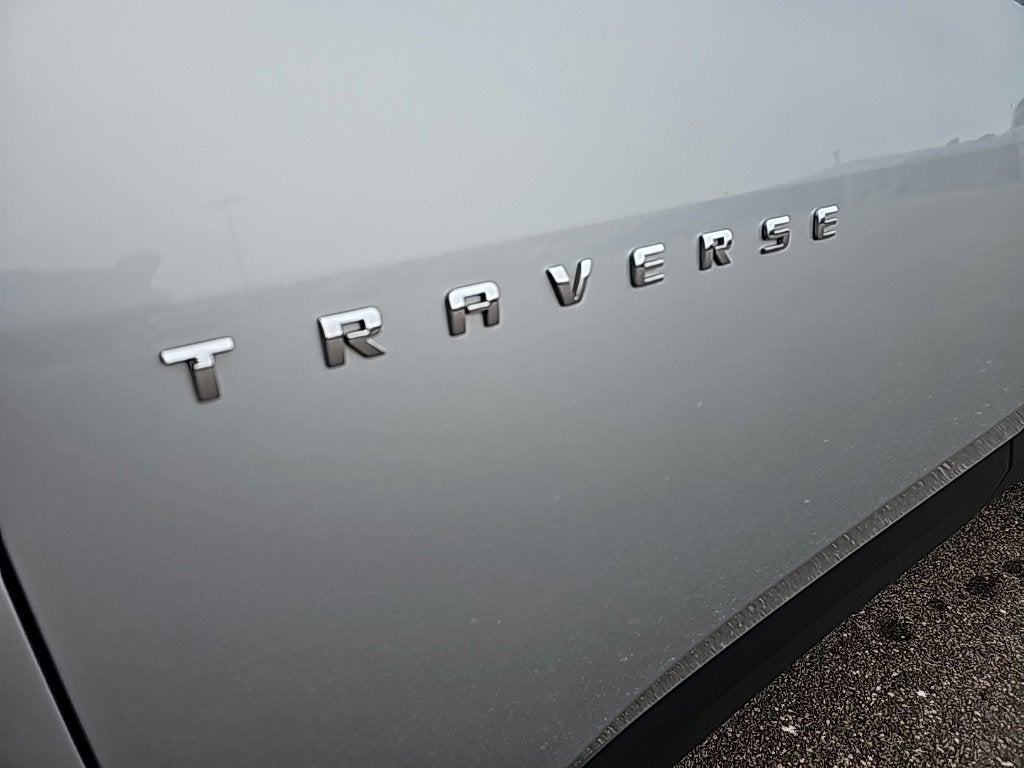 2022 Chevrolet Traverse LT Leather