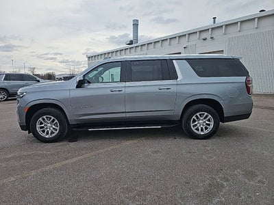 2024 Chevrolet Suburban LT