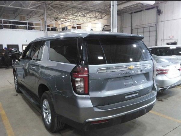 2024 Chevrolet Suburban LT