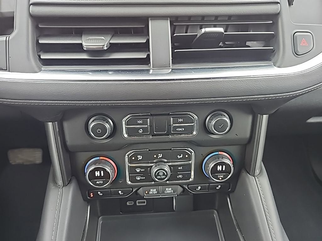 2024 Chevrolet Suburban LT