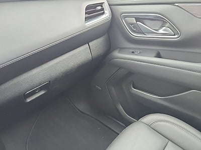 2024 Chevrolet Suburban LT