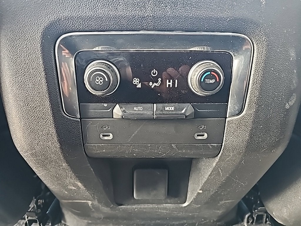 2021 Chevrolet Suburban RST