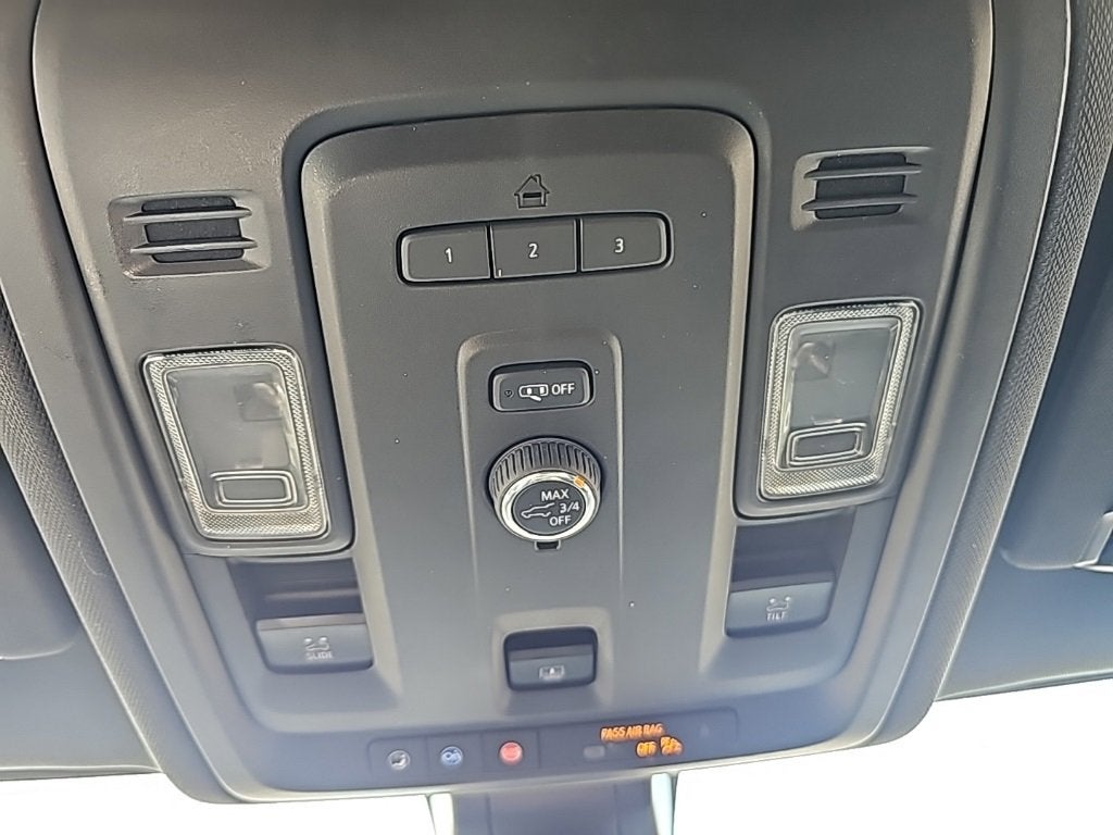 2021 Chevrolet Suburban RST