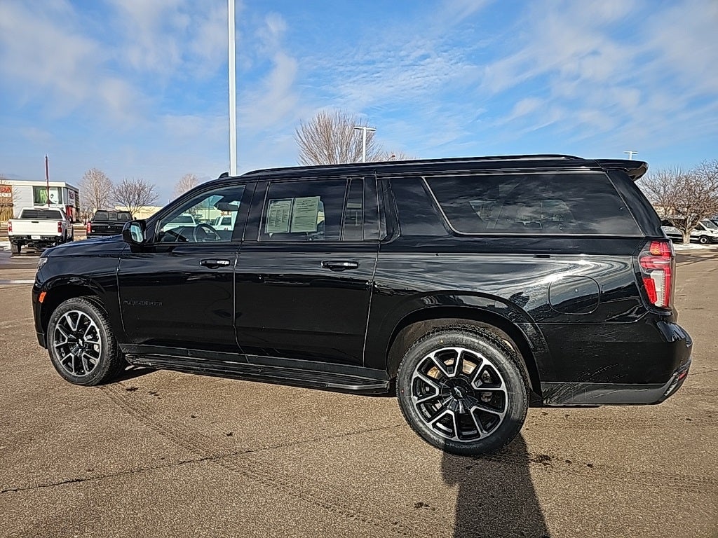 2021 Chevrolet Suburban RST