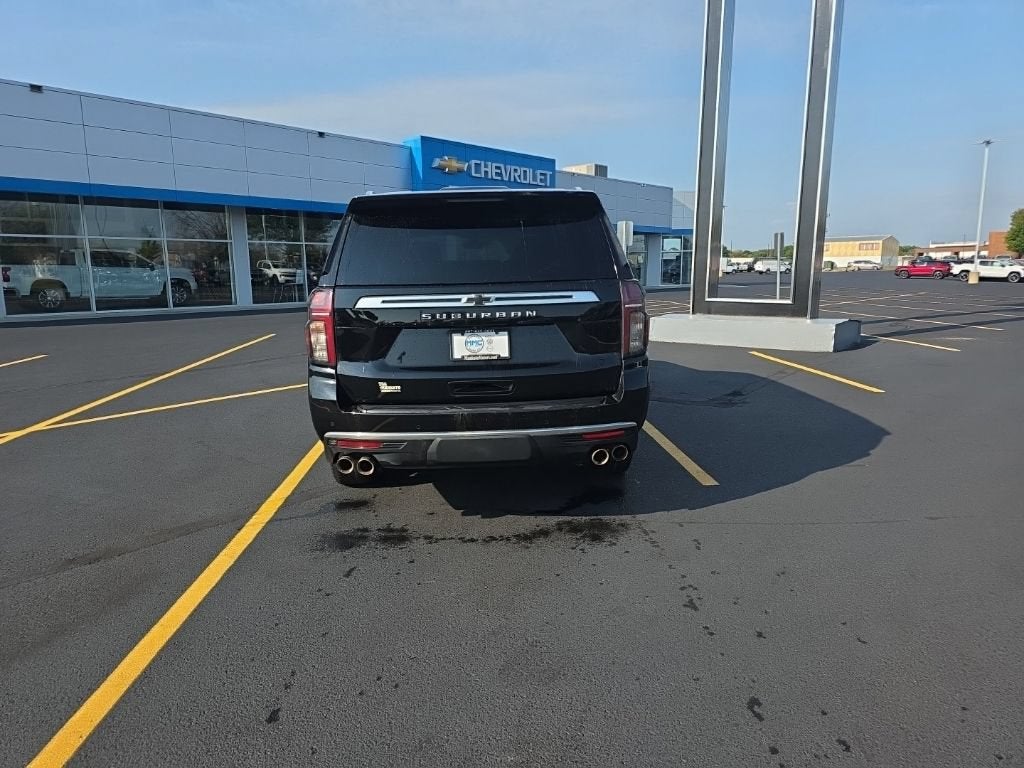 2021 Chevrolet Suburban High Country