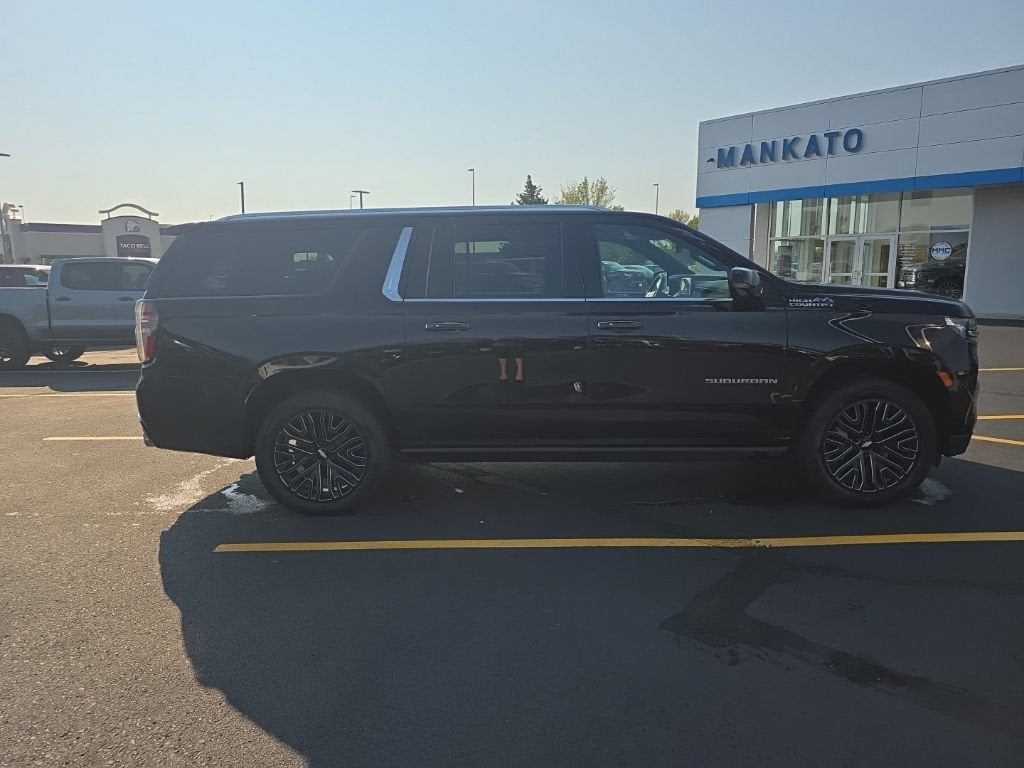 2021 Chevrolet Suburban High Country
