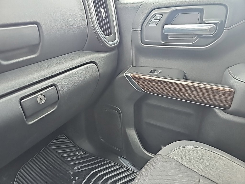 2020 GMC Sierra 1500 SLE