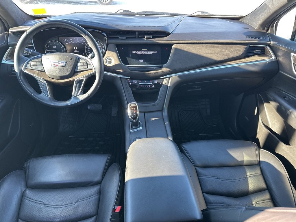 2017 Cadillac XT5 Platinum AWD