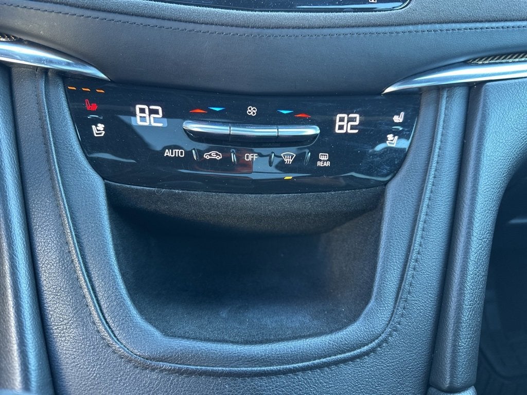 2017 Cadillac XT5 Platinum AWD