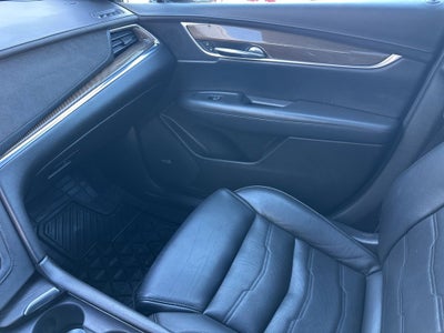 2017 Cadillac XT5 Platinum AWD