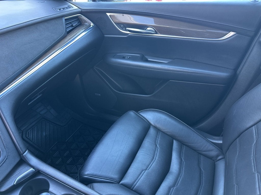 2017 Cadillac XT5 Platinum AWD