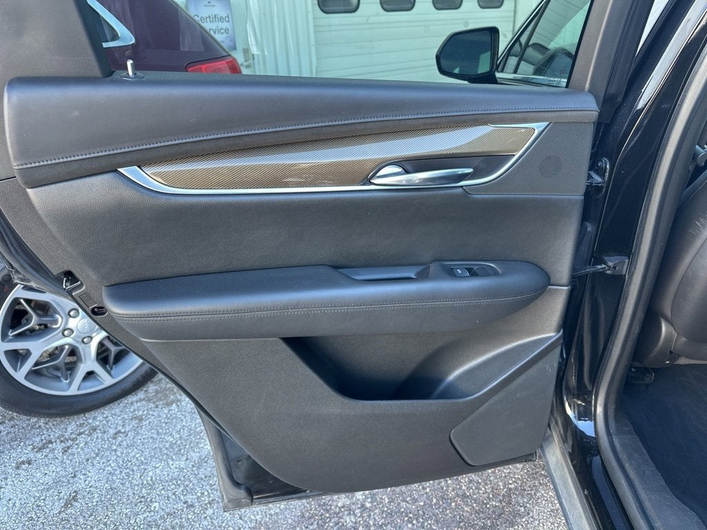 2017 Cadillac XT5 Platinum AWD