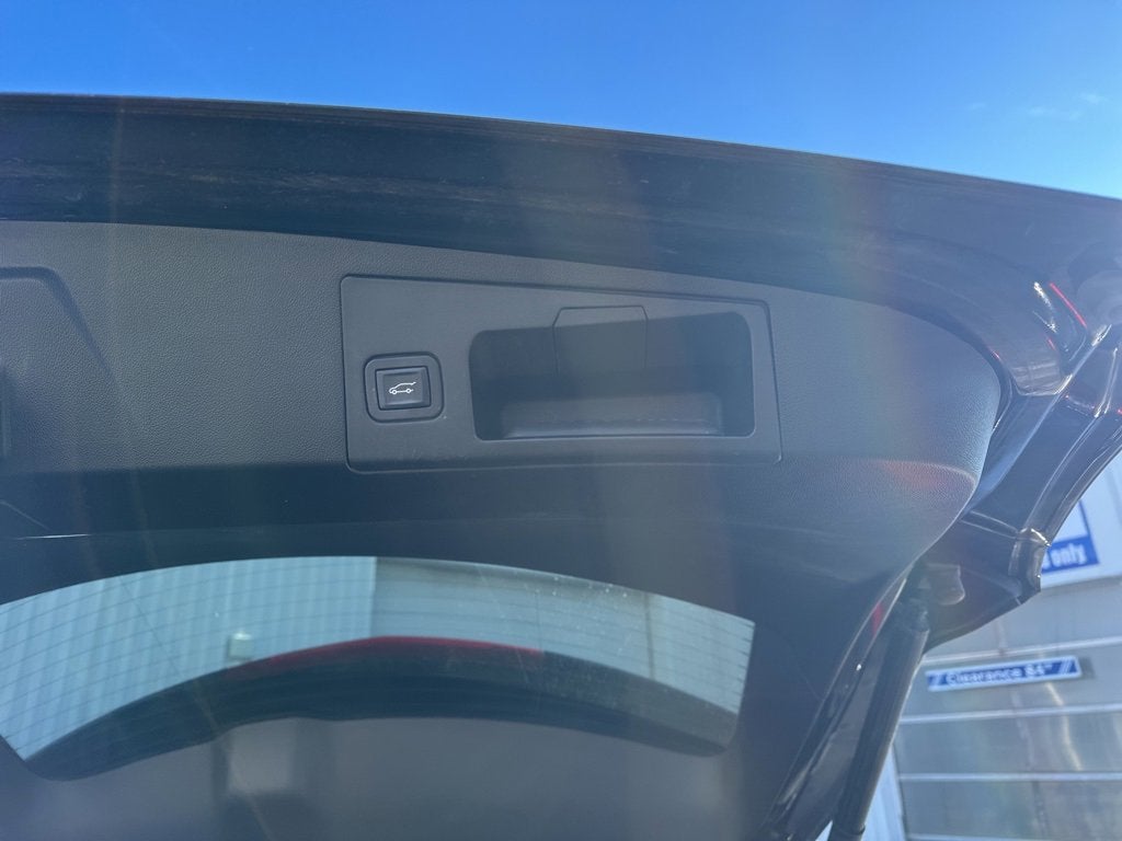 2017 Cadillac XT5 Platinum AWD