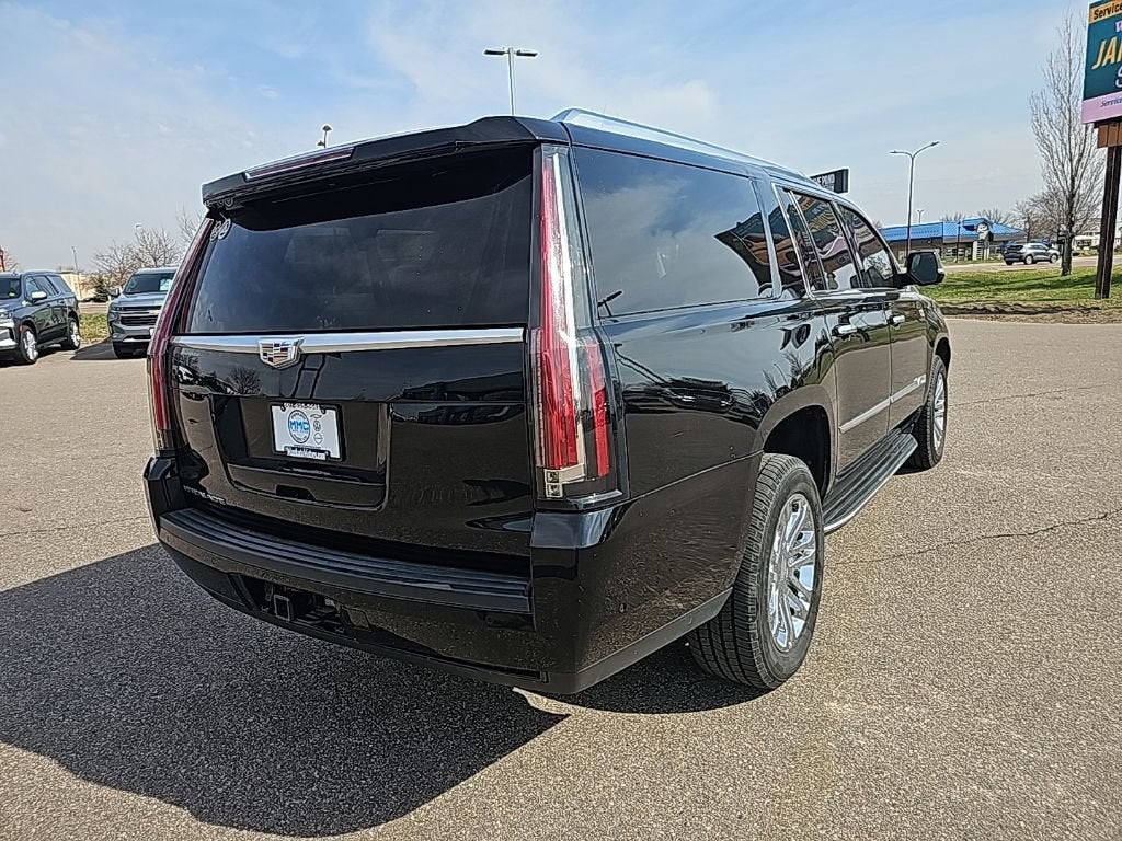 2018 Cadillac Escalade ESV Standard