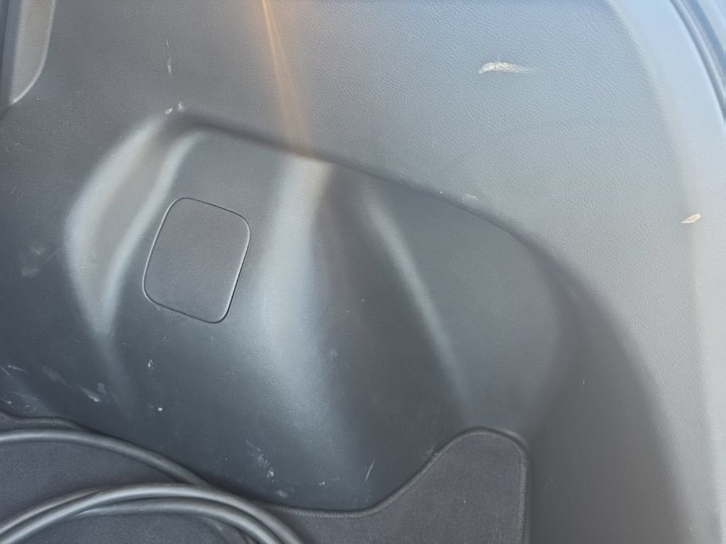 2025 Nissan LEAF S