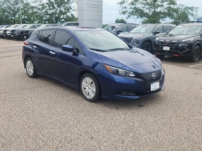 2025 Nissan LEAF S