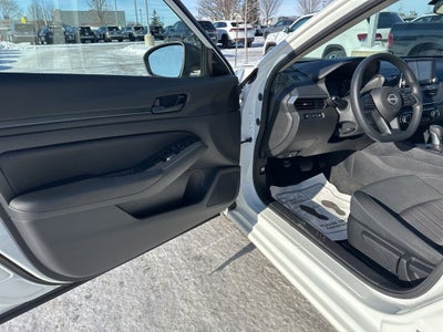 2025 Nissan Altima S FWD