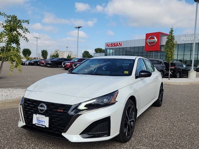 2025 Nissan Altima SR AWD