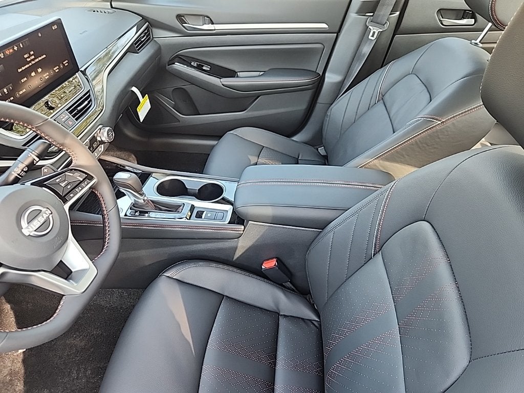 2025 Nissan Altima SR AWD
