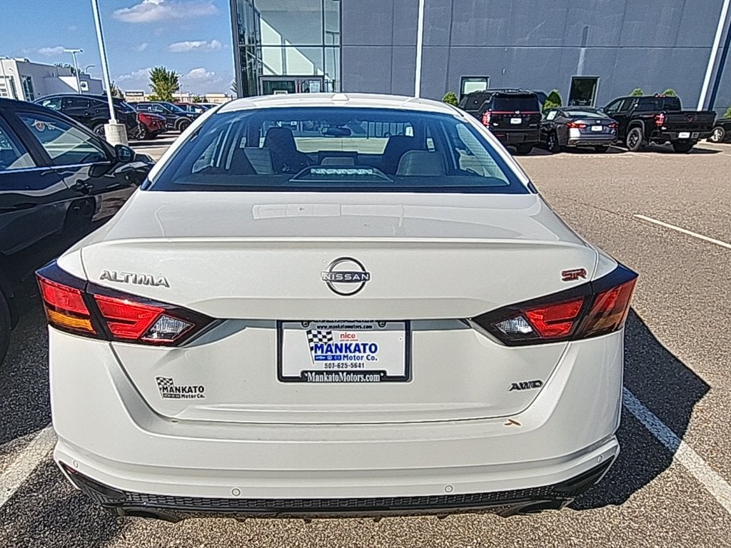 2025 Nissan Altima SR AWD