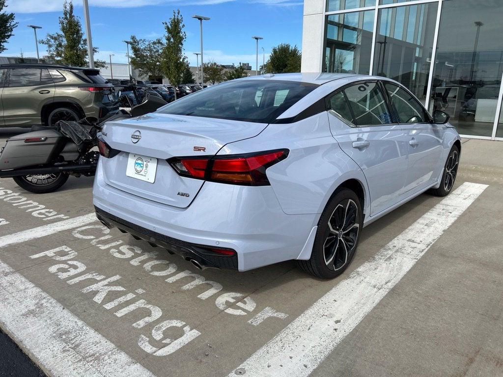 2024 Nissan Altima SR Intelligent AWD