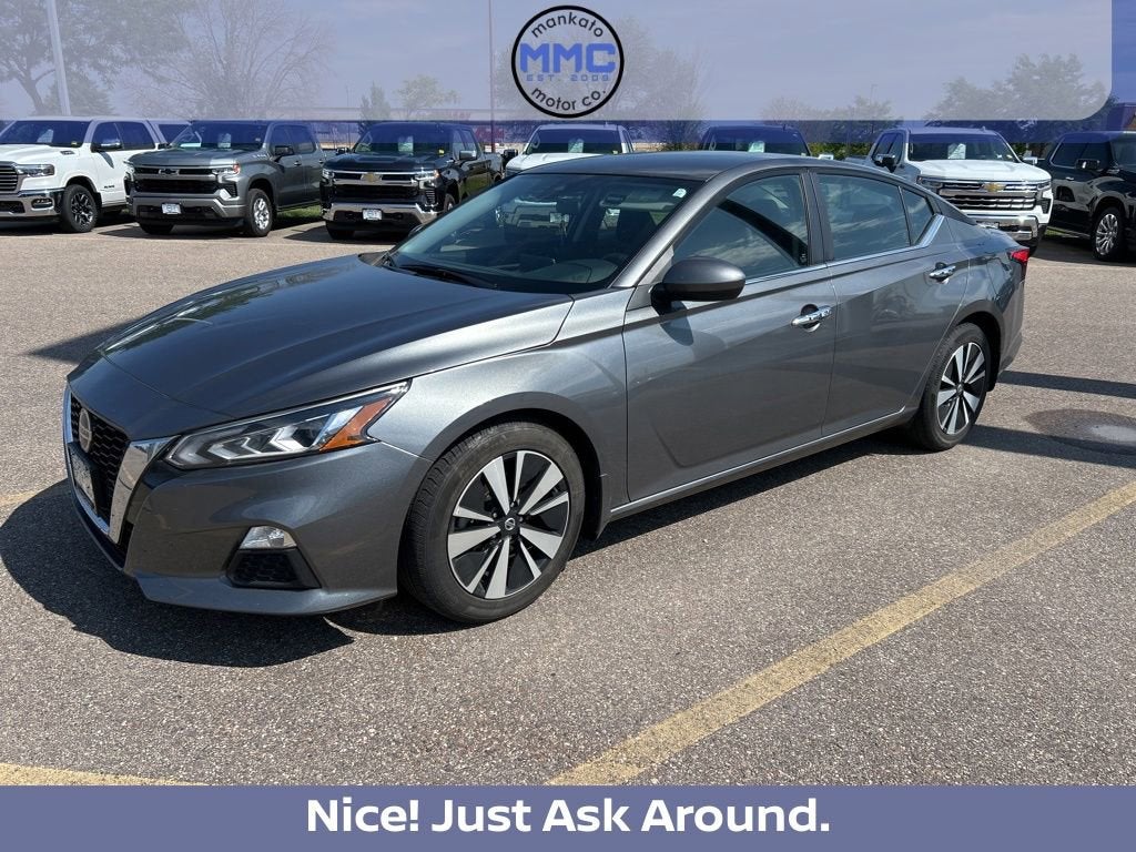 2022 Nissan Altima SV FWD