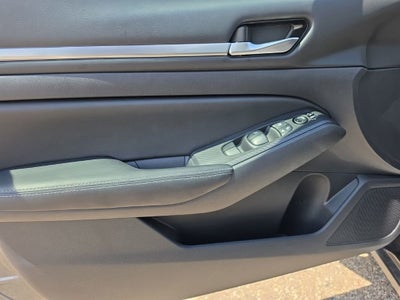 2022 Nissan Altima SV FWD