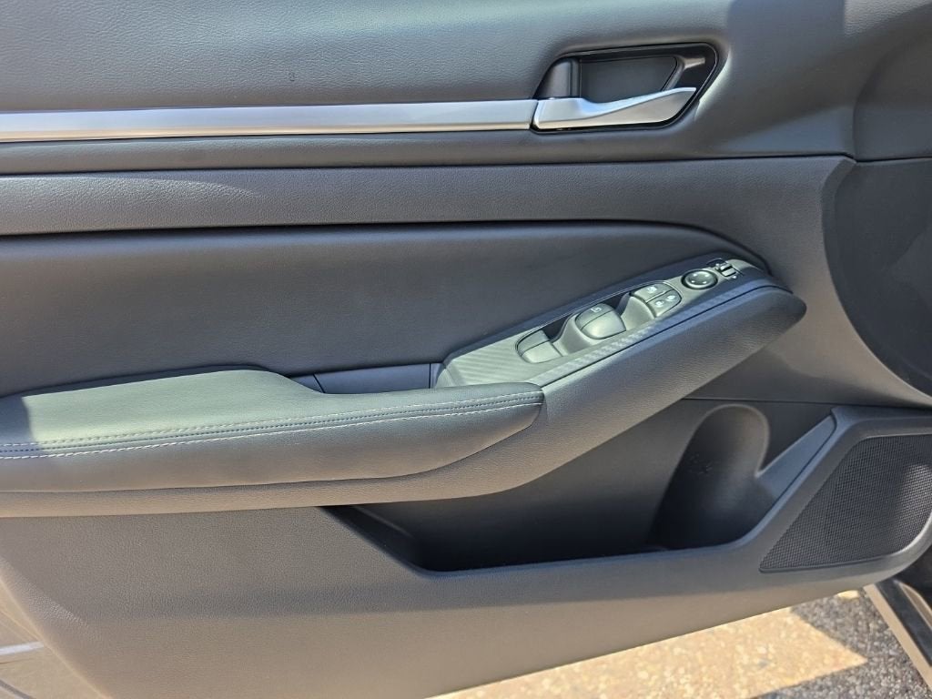 2022 Nissan Altima SV FWD