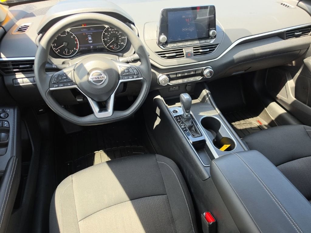 2022 Nissan Altima SV FWD