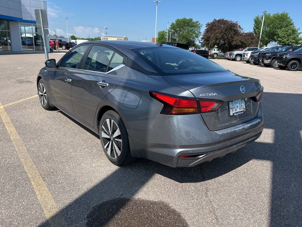 2022 Nissan Altima SV FWD