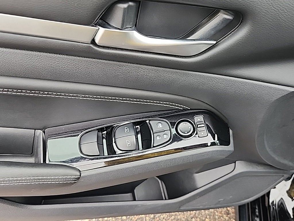 2022 Nissan Altima SL Intelligent AWD