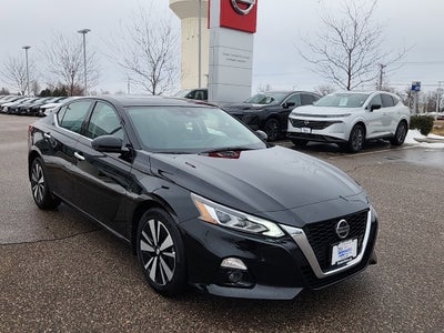 2022 Nissan Altima SL Intelligent AWD
