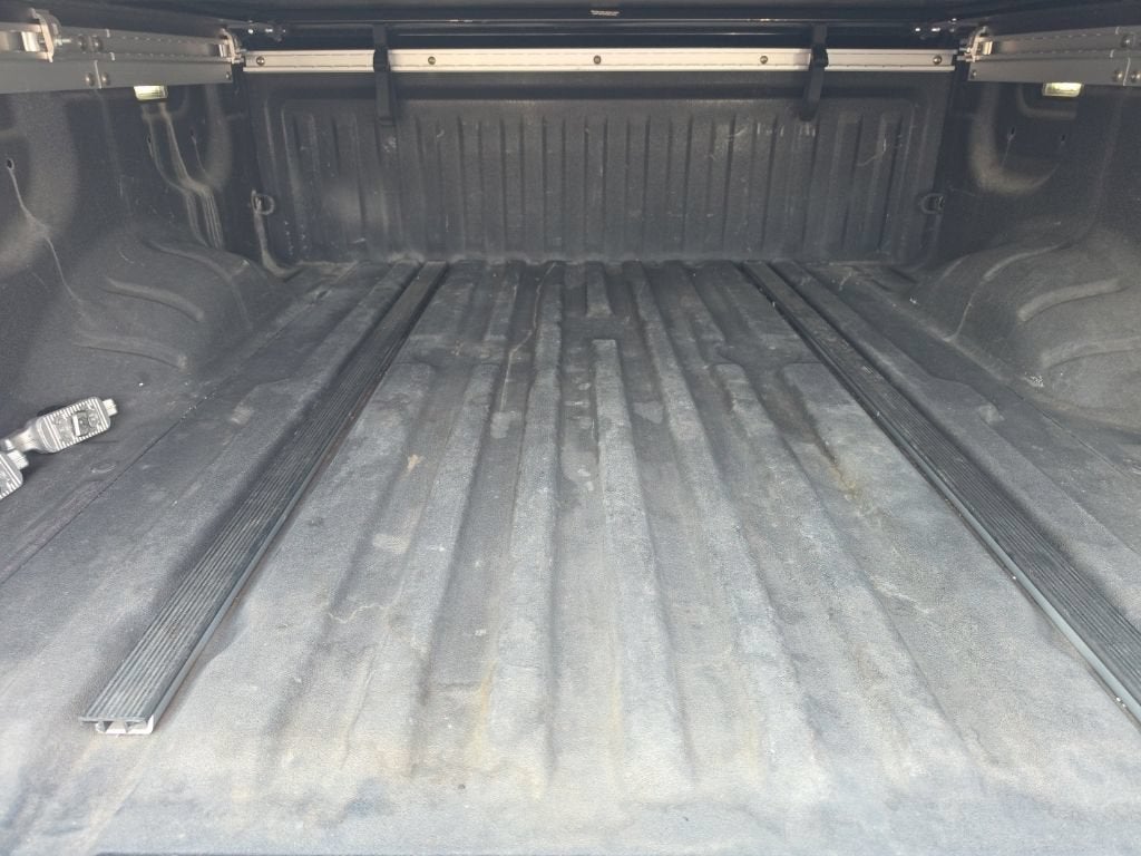 2020 Nissan TITAN Crew Cab SV 4x4