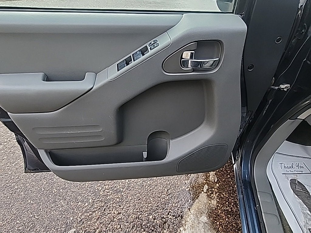 2017 Nissan Frontier SV