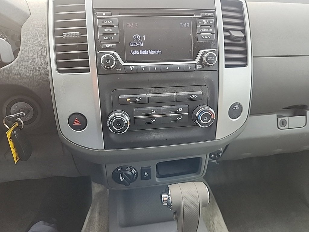 2017 Nissan Frontier SV